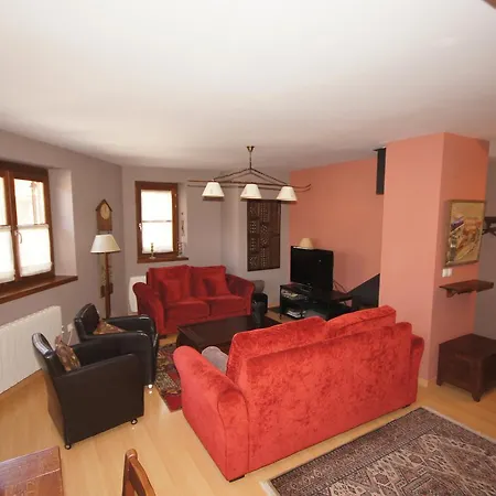 Residencial Lacoma Cuarenta Y Ocho Benasque