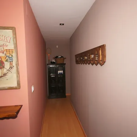 Residencial Lacoma Cuarenta Y Ocho Appartamento Benasque